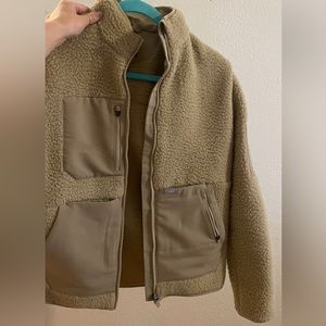 Figs- On shift sherpa in the shade Latte, worn once EUC.